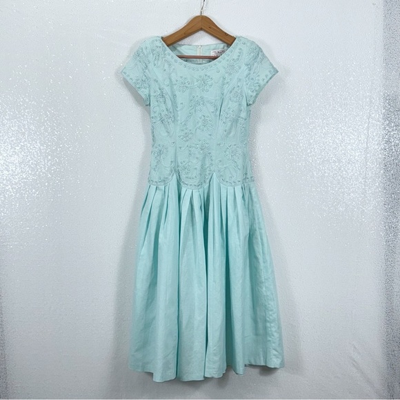 Talbots Light Blue dress Lined blend with pearl details size 4 petite - Picture 1 of 8